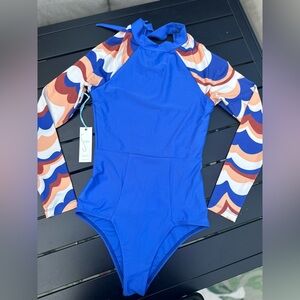 Seea long sleeve suit NWT